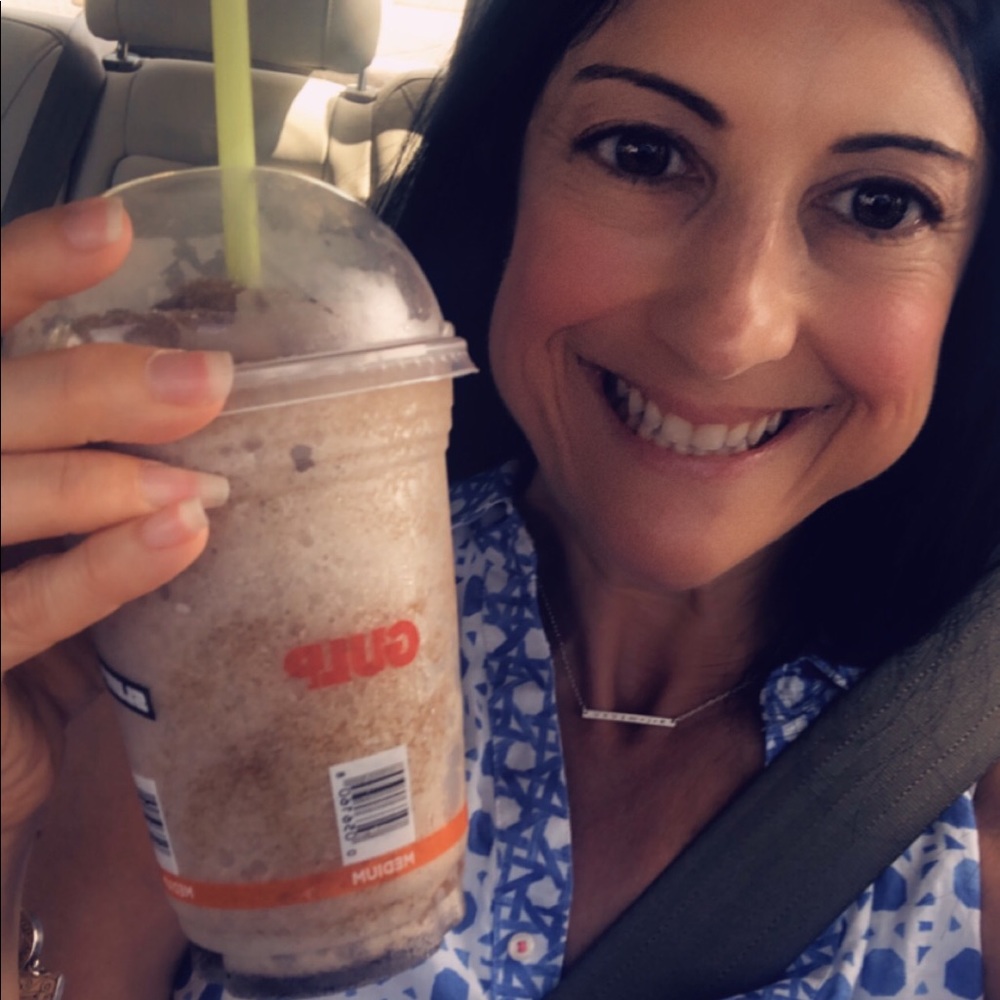 Meet your Posher, Lauren